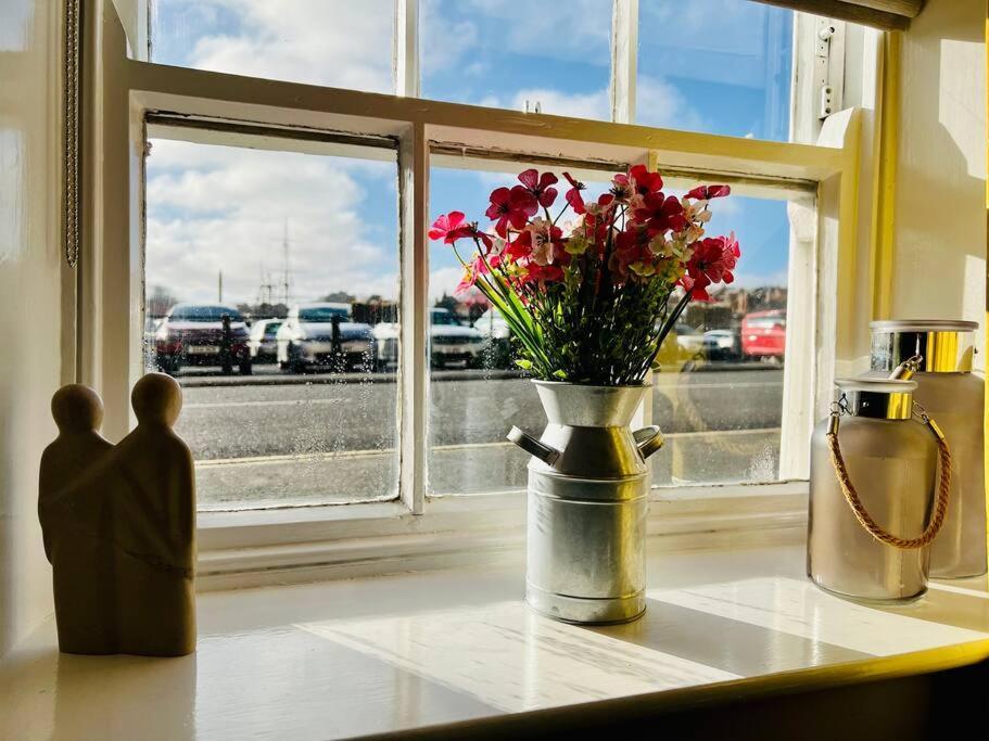 Swordfish Cottage **Next To The Harbour** Whitby Esterno foto